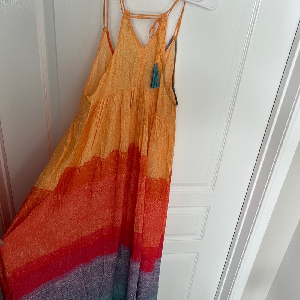 Dress - Picture 5 of 7
